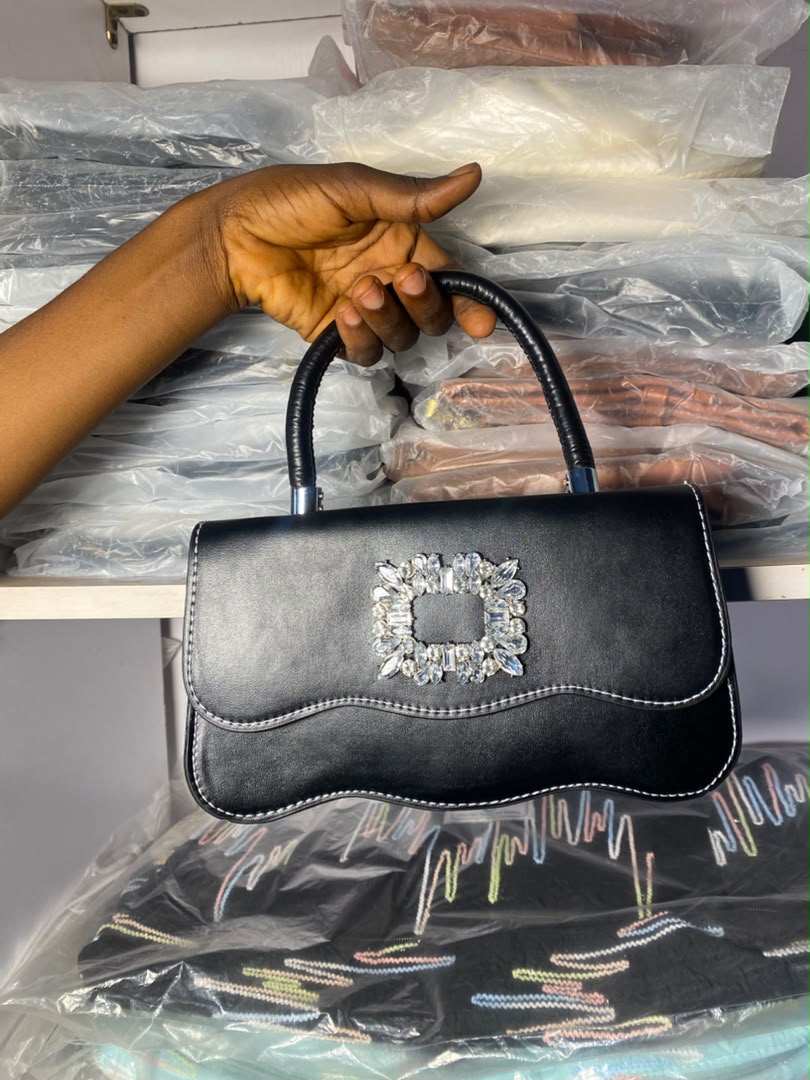 Portable Crystal Buckle Bags - Image 4