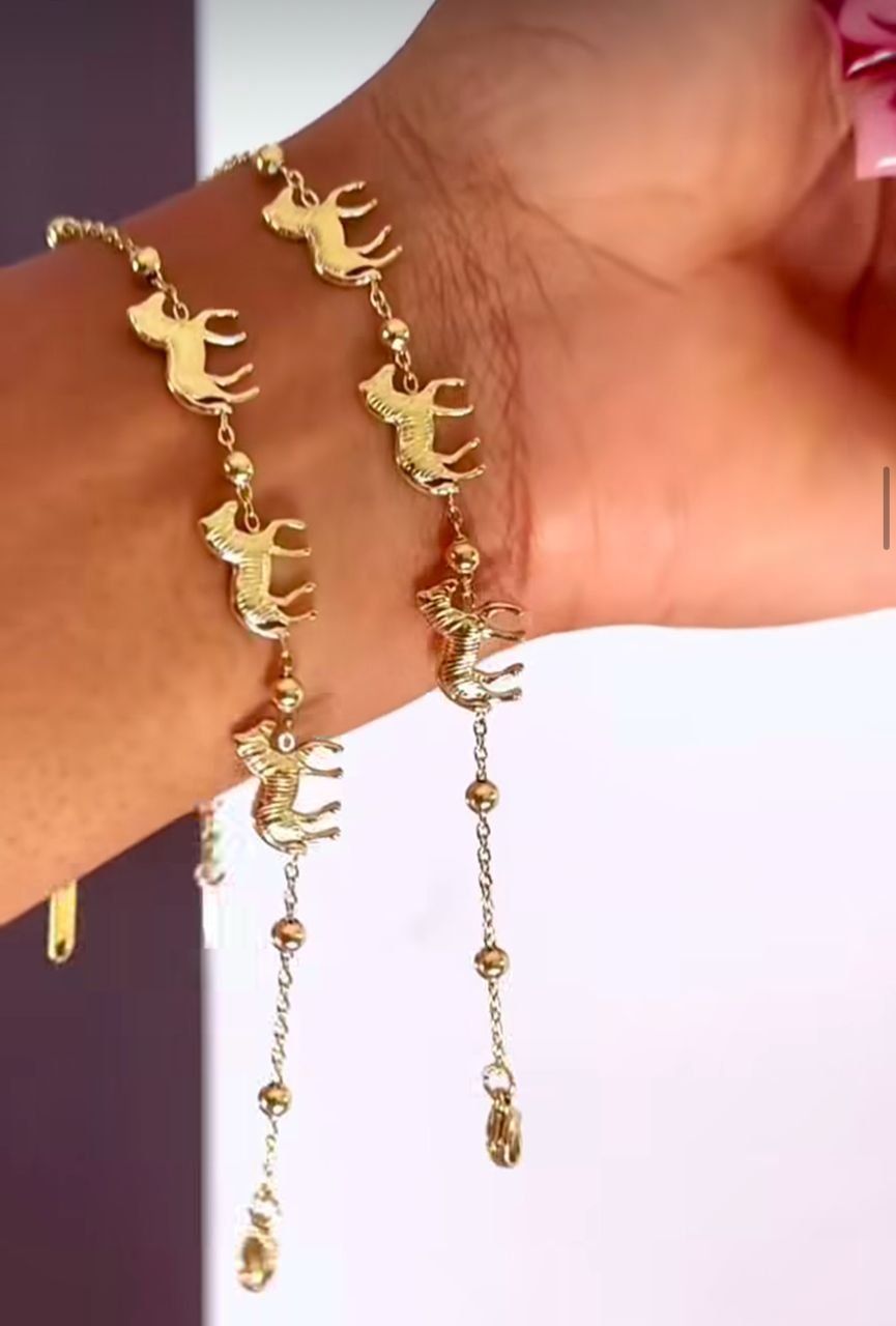 Elegant horse chain bracelet
